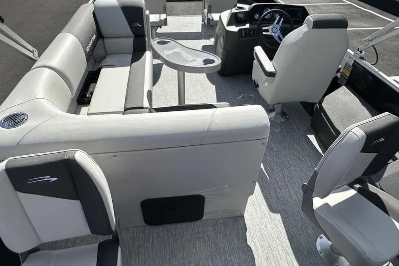 Slide: The Image of 2026 Bennington S 20 SF pontoon boat displayed at Boat Masters Marine dealership. - 8