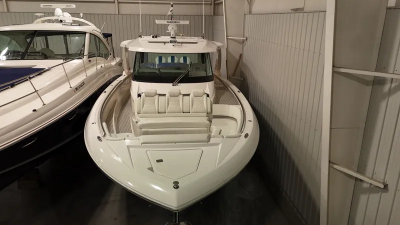 Slide: The Image of Tiara 48 LS 2024 - 1