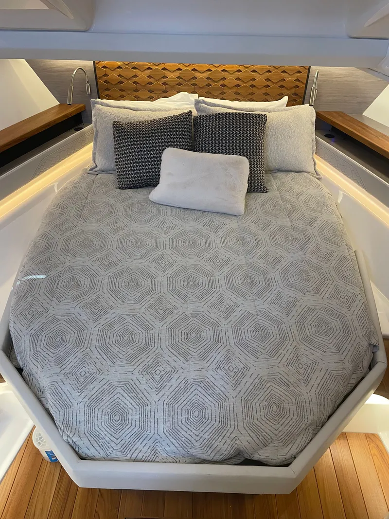 Slide: The Image of Tiara 48 LS 2024 - 61