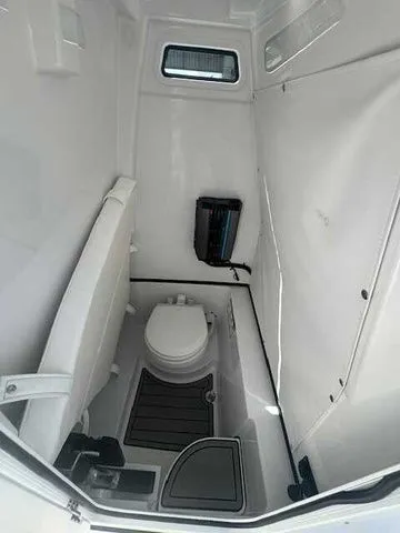 Slide: The Image of Sportsman Heritage 261 Center Console 2026 - 65