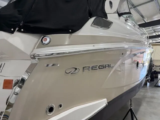 Slide: The Image of Regal 280 Express Cruiser 2014 - 1
