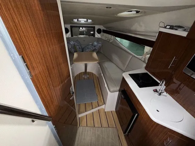 Slide: The Image of Regal 280 Express Cruiser 2014 - 12