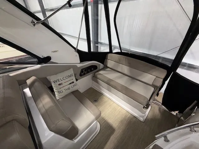 Slide: The Image of Regal 280 Express Cruiser 2014 - 6