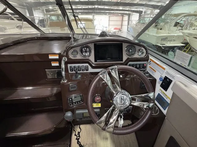 Slide: The Image of Regal 280 Express Cruiser 2014 - 7