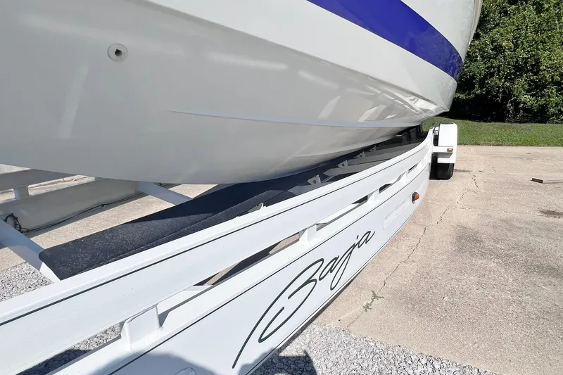 Slide: The Image of 1996 Baja .38 Special boat hull with blue stripe, viewed from above. - 93