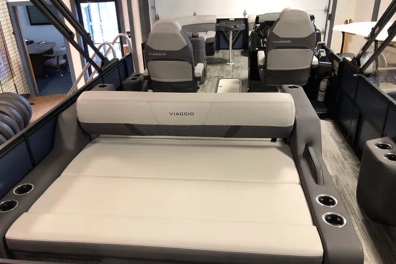 Slide: The Image of Interior of 2026 Viaggio Z24S boat with luxurious seating and modern design. - 6