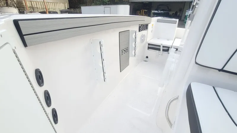 Slide: The Image of Yamaha 220 FSH Sport 2026 - 18