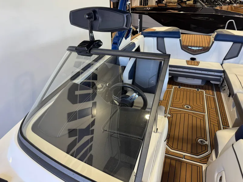 Slide: The Image of Nautique Super Air Nautique G23 2016 - 20