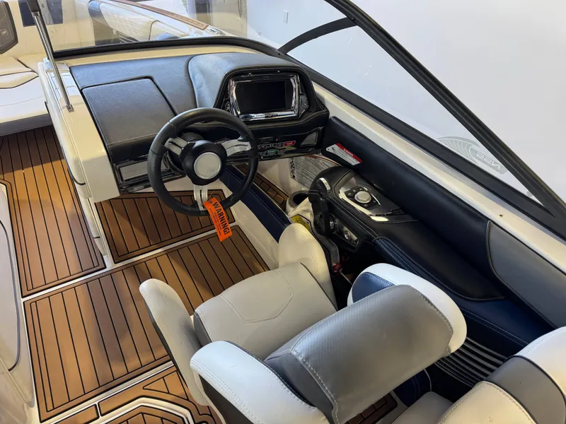 Slide: The Image of Nautique Super Air Nautique G23 2016 - 25