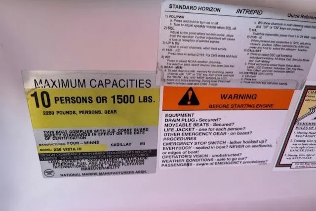 Slide: The Image of 2000 Four Winns 238 Vista capacity and safety labels, max 10 persons or 1500 lbs. - 28