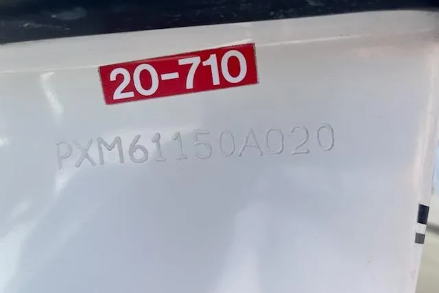 Slide: The Image of 2020 Parker 2501 Center Console boat with serial number PXM61150A020. - 20