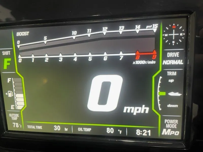 Slide: The Image of Kawasaki JET SKI ULTRA 310LX-S 2023 - 3