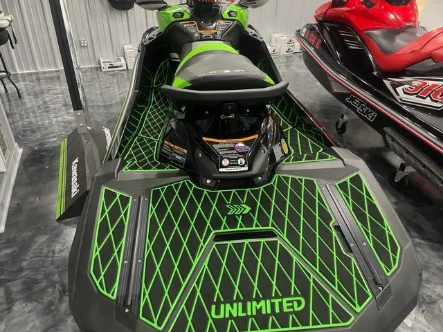 Slide: The Image of Kawasaki JET SKI ULTRA 310LX-S 2023 - 5