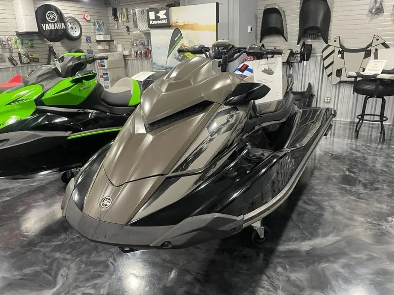 Slide: The Image of Yamaha GP1800R SVHO 2022 - 2