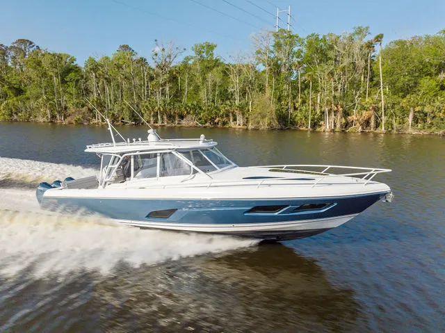 Slide: The Image of Intrepid 409 Valor 2020 - 88