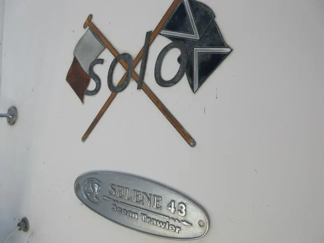 Slide: The Image of SOLO SELENE INSIGNIA - 13