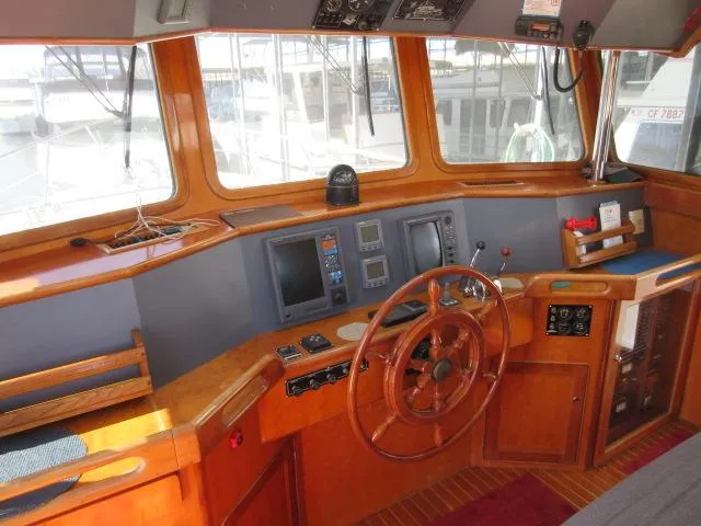 Slide: The Image of PILOTHOUSE HELM - 17