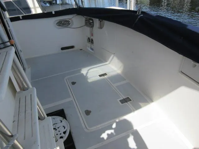 Slide: The Image of AFT COCKPIT TO PORT - 2