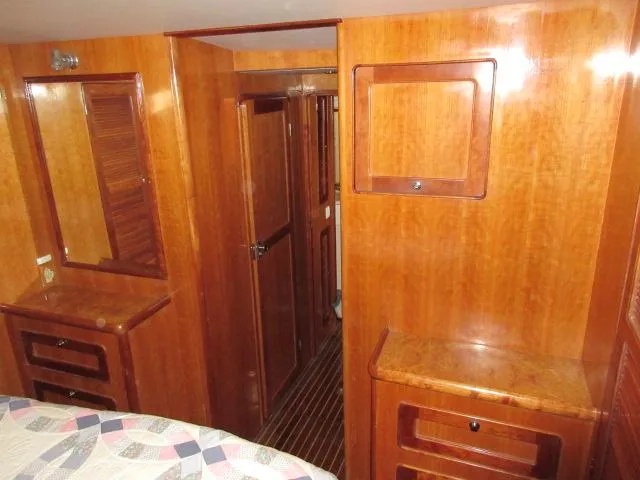 Slide: The Image of ABUNDANT STORAGE IN MASTER - 32