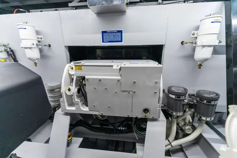 Slide: The Image of Vanquish VQ58 2022 - 81