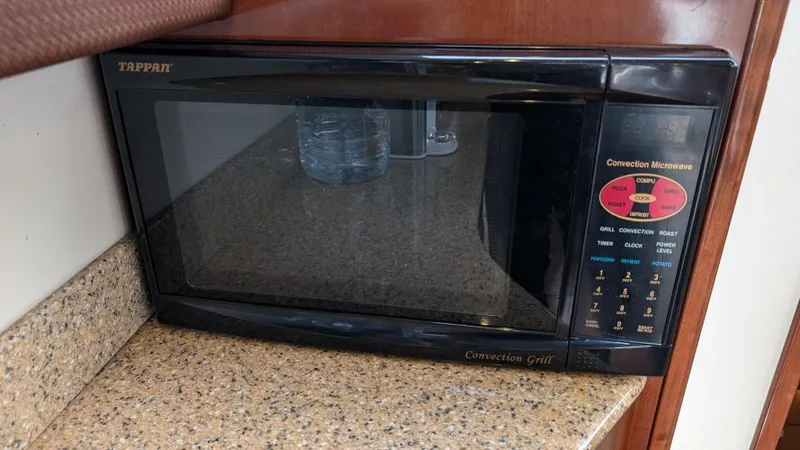 Slide: The Image of 2008 Meridian 341 Sedan - Image 27 - 27