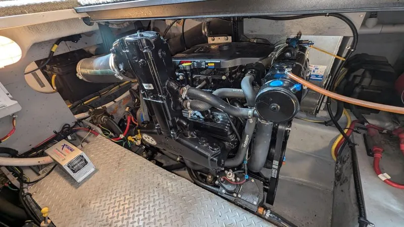 Slide: The Image of 2008 Meridian 341 Sedan - Image 39 - 39