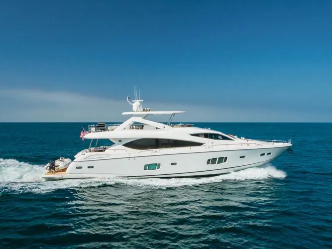 Slide: The Image of 2011 Sunseeker 88 Yacht - Image 14 - 14