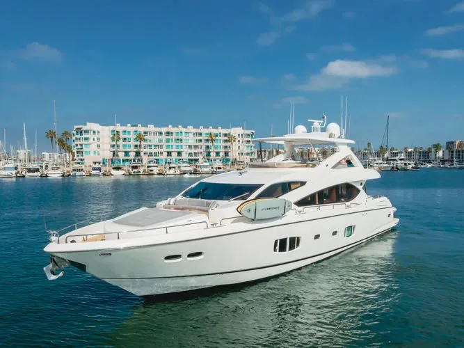Slide: The Image of 2011 Sunseeker 88 Yacht - Image 19 - 19