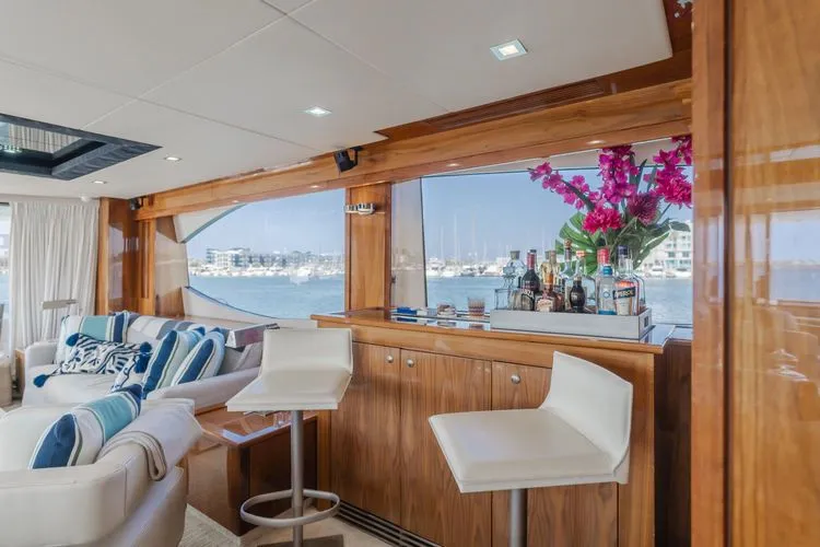 Slide: The Image of 2011 Sunseeker 88 Yacht - Image 53 - 53