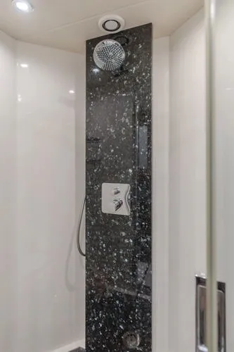 Slide: The Image of 2011 Sunseeker 88 Yacht - Image 72 - 72