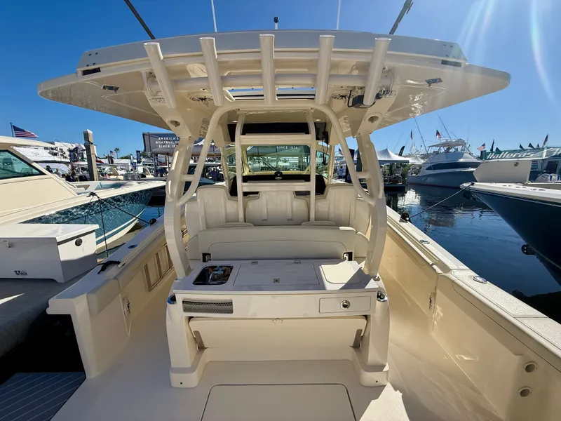 Slide: The Image of Scout 400 LXF 2026 at a boat show, interior view. - 5