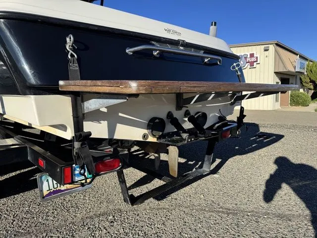 Slide: The Image of Tigé 2100V Limited 1999 - 75