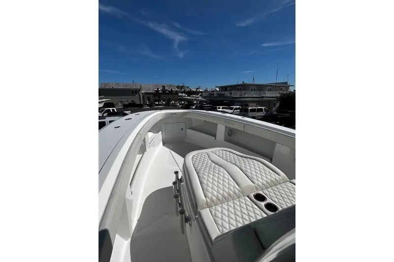 Slide: The Image of 2023 Front Runner 39 Center Console boat with luxurious seating and sleek design. - 5