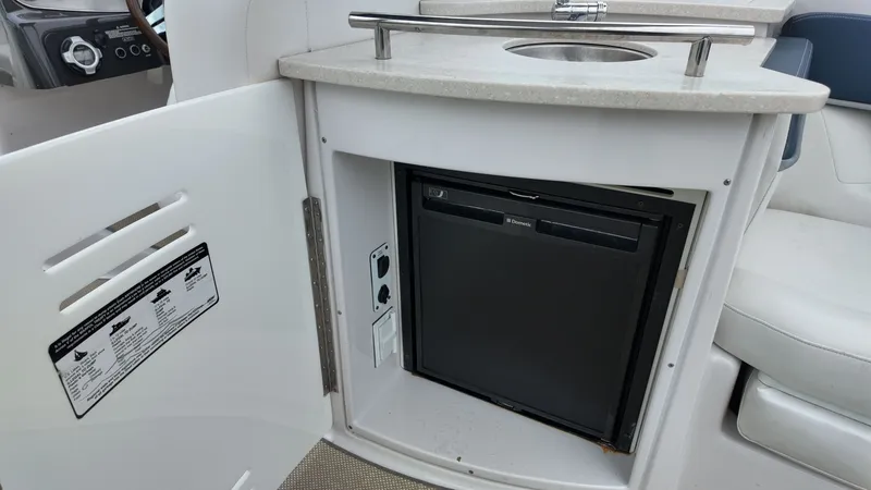 Slide: The Image of Four Winns H310 2013 - 14