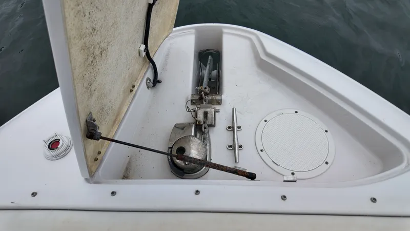 Slide: The Image of Four Winns H310 2013 - 25