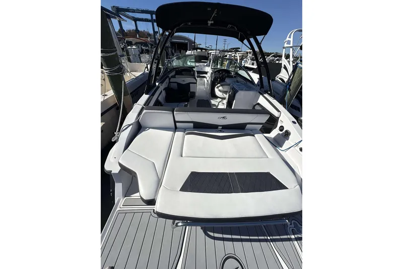 Slide: The Image of 2018 Monterey 278SS Super Sport boat with sleek seating and modern design. - 15