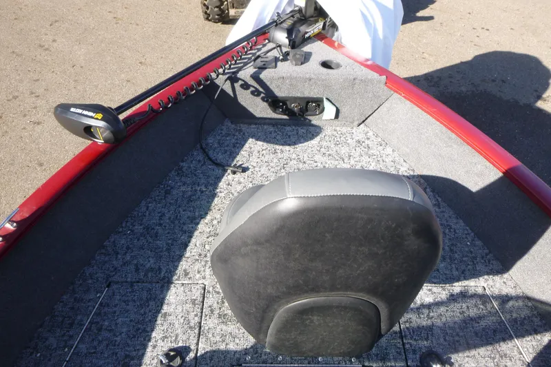 Slide: The Image of Minn Kota PowerDrive motor on 2019 Tracker Pro Guide V-175 WT boat. - 7