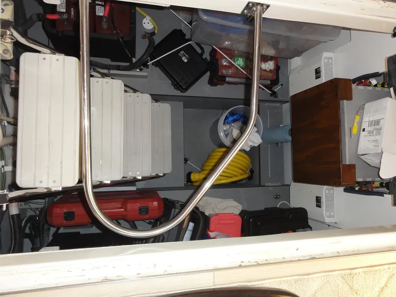 Slide: The Image of Meridian 441 Sedan 2009 - 71