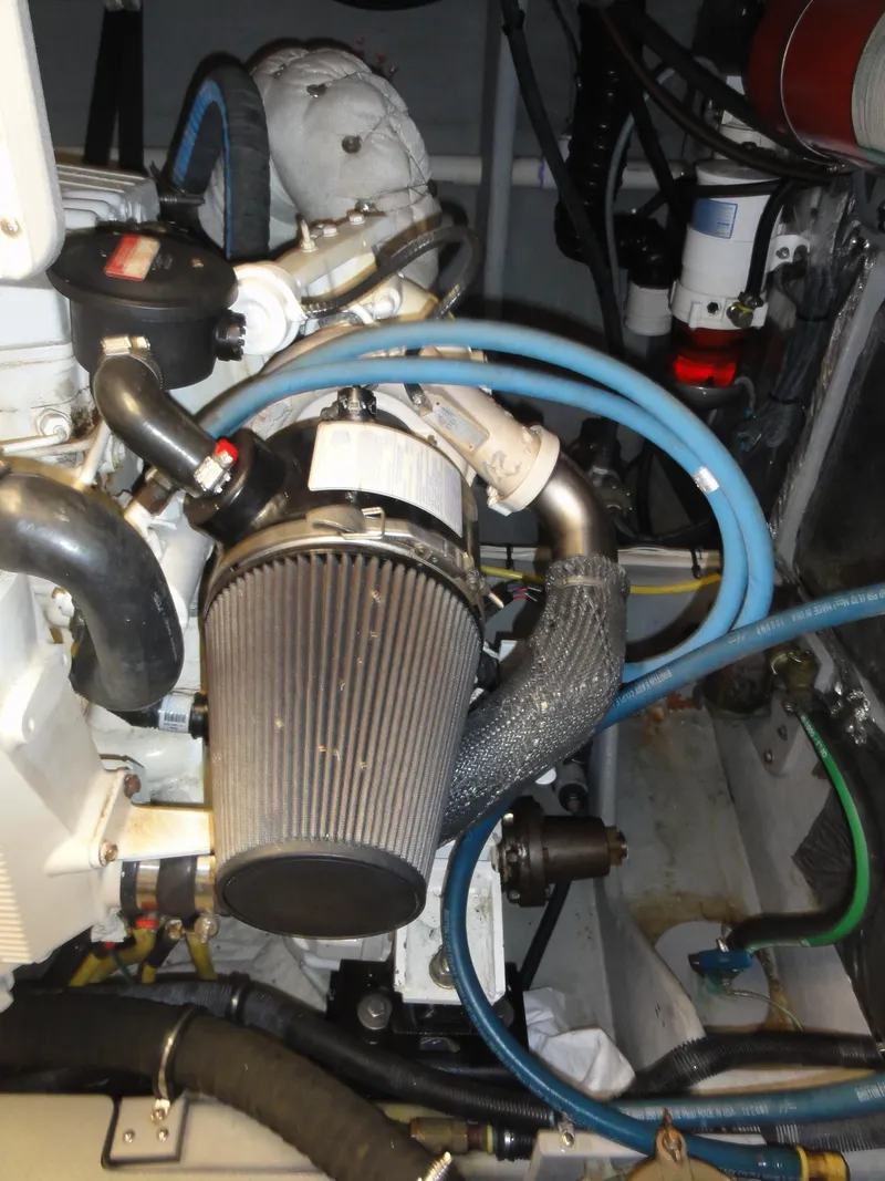 Slide: The Image of Meridian 441 Sedan 2009 - 82