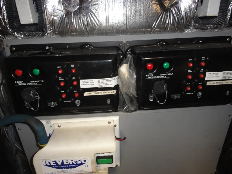 Slide: The Image of Meridian 441 Sedan 2009 - 83