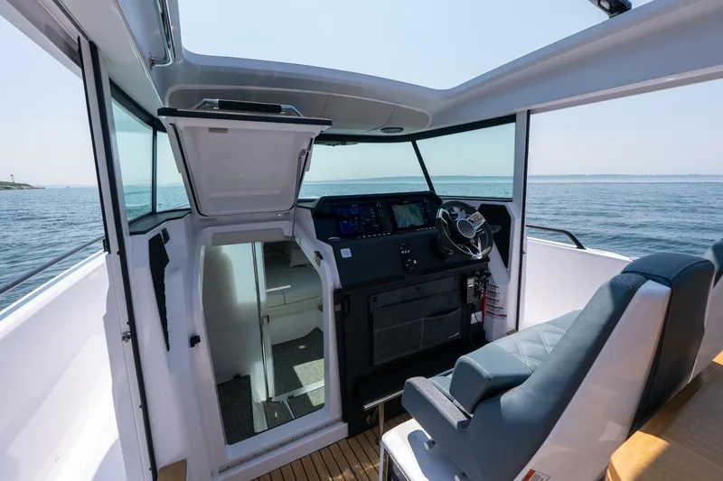 Slide: The Image of Axopar 37 XC Cross Cabin 2026 - 51