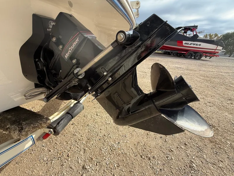 Slide: The Image of Crownline Boats 21 SS 2011 - 4