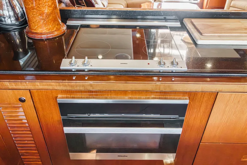 Slide: The Image of Modern kitchen in 2010 Ocean Alexander Motor Yacht with stovetop and oven. - 41