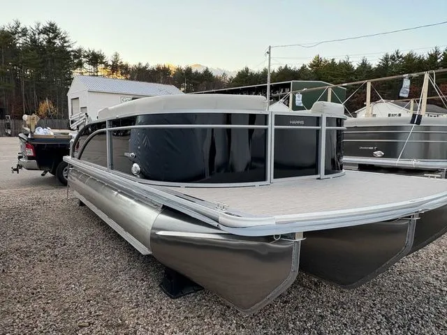 Slide: The Image of Harris Breeze 210 2026 - 13