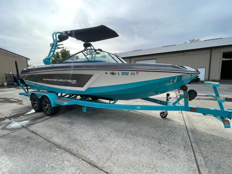 Slide: The Image of Nautique Super Air Nautique GS22 2018 - 27