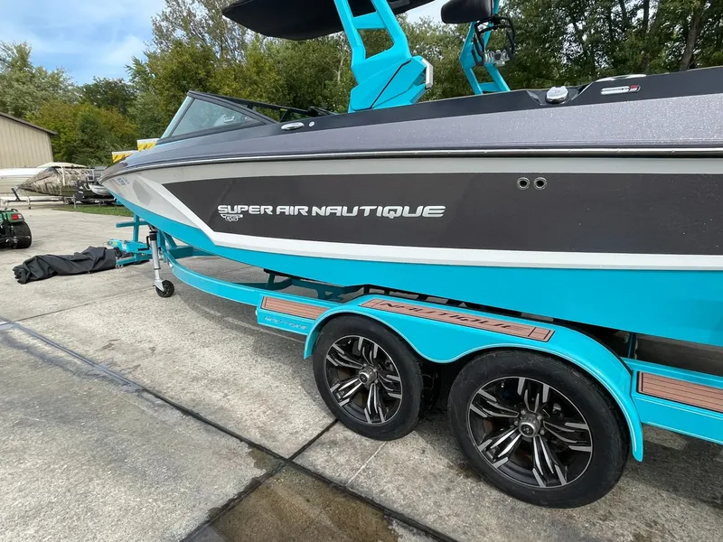 Slide: The Image of Nautique Super Air Nautique GS22 2018 - 3