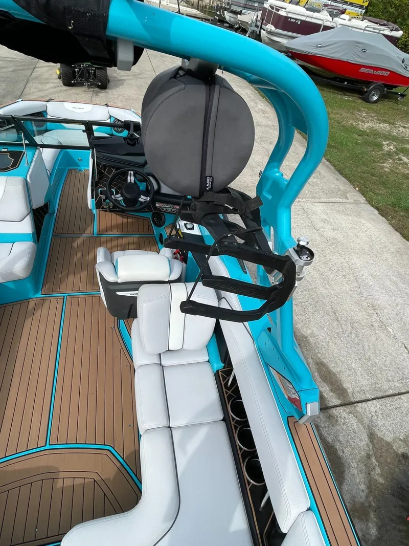 Slide: The Image of Nautique Super Air Nautique GS22 2018 - 9