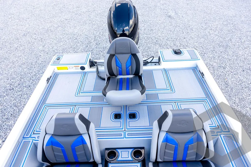 Slide: The Image of 2026 G3 Sportsman 1710 SE boat interior with stylish seating and modern design. - 60