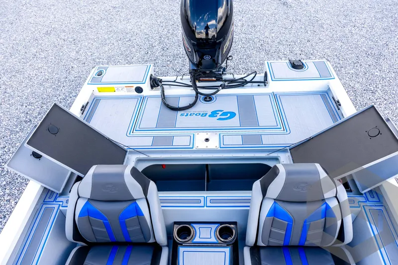 Slide: The Image of 2026 G3 Sportsman 1710 SE boat interior with seating and storage compartments. - 61