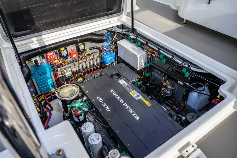 Slide: The Image of Engine compartment of 2019 Targa 27.2 with Volvo Penta D6-370 engine. - 28